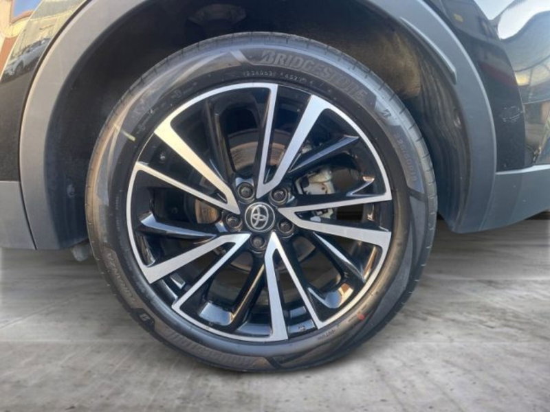 Toyota Toyota C-HR usata a Vercelli (14)