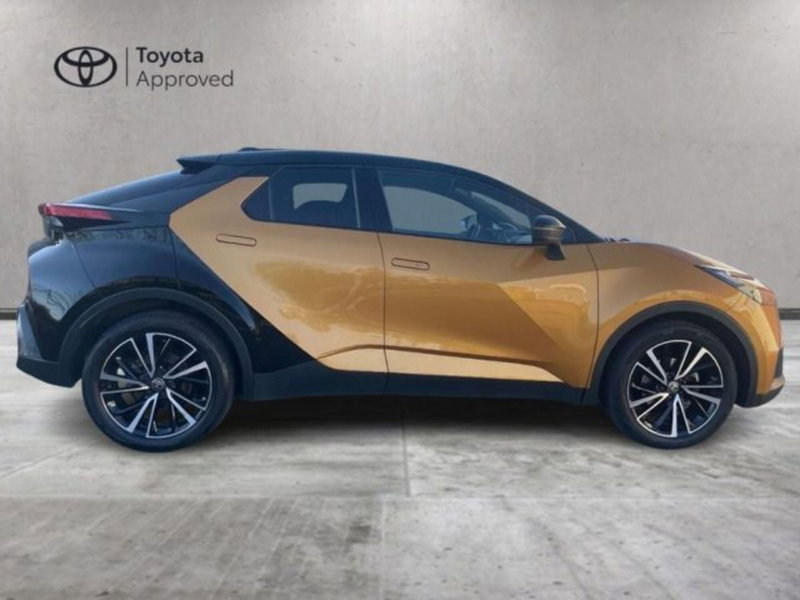 Toyota Toyota C-HR usata a Vercelli (4)