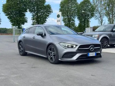Mercedes-Benz CLA 200 d Automatic Premium del 2021 usata a Massarosa