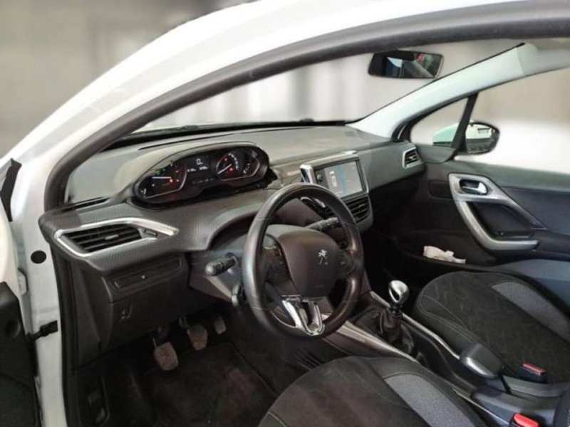 Peugeot 2008 usata a Catania (6)