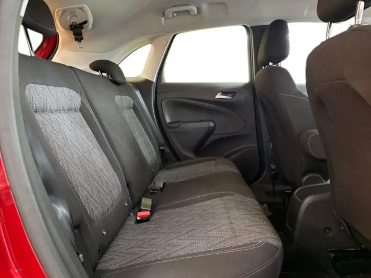 Opel Crossland X usata a Catania (11)