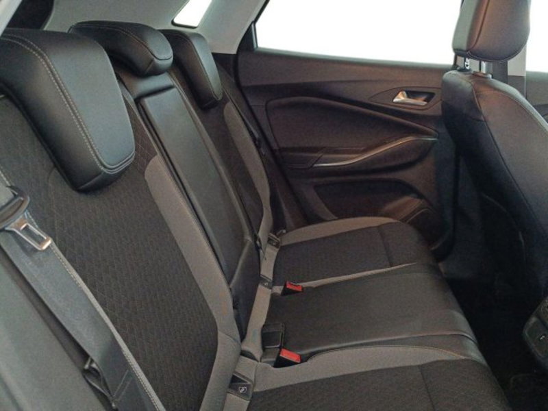 Opel Grandland X usata a Catania (11)