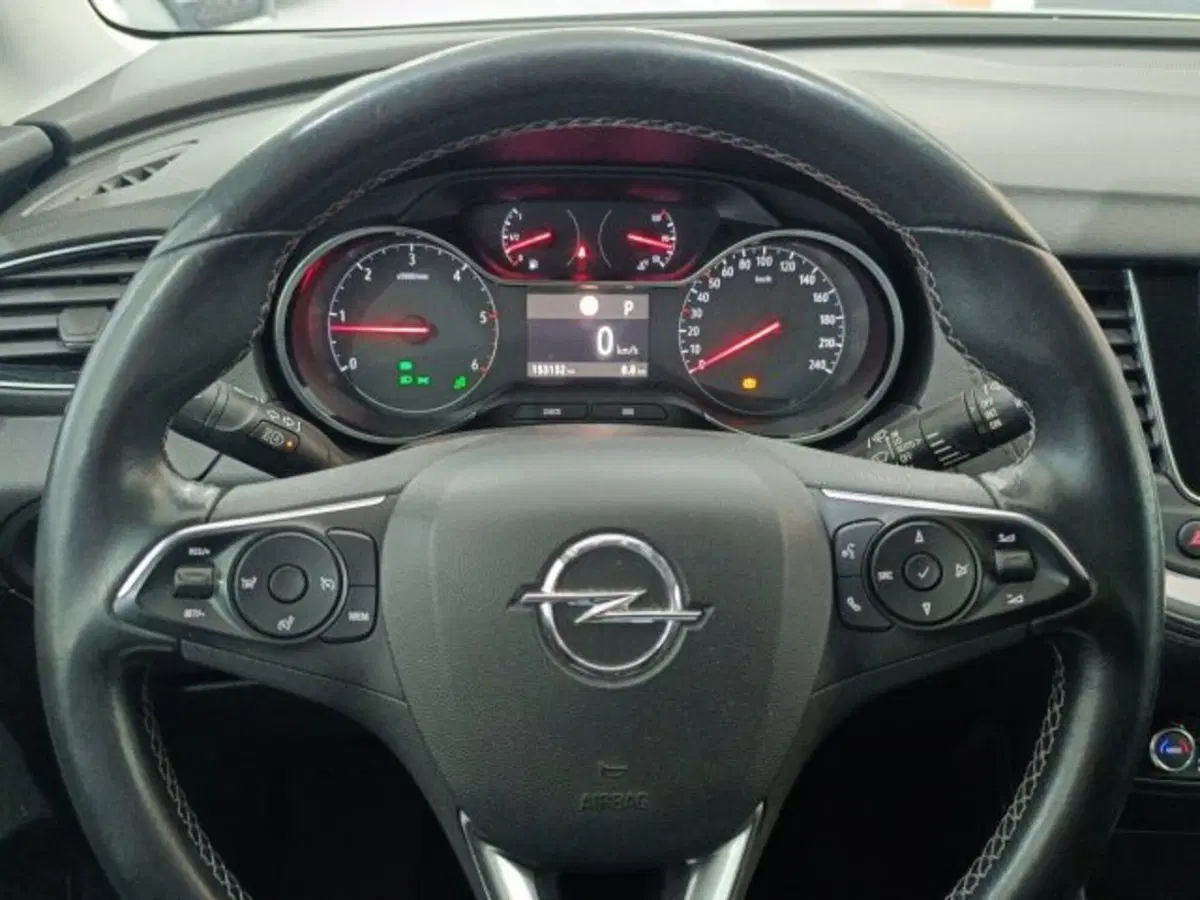 Opel Grandland X usata a Catania (18)