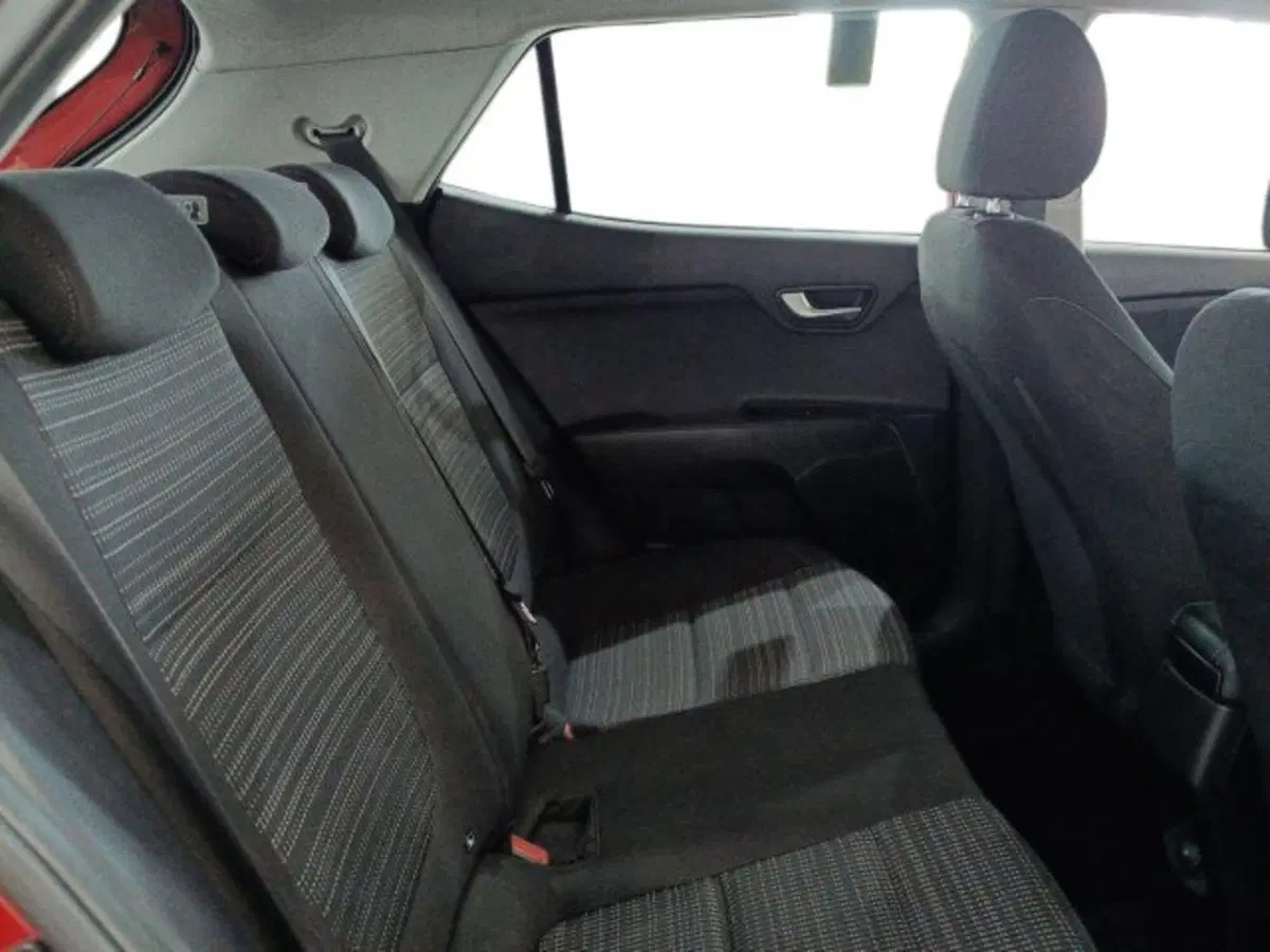 Kia Stonic usata a Catania (11)