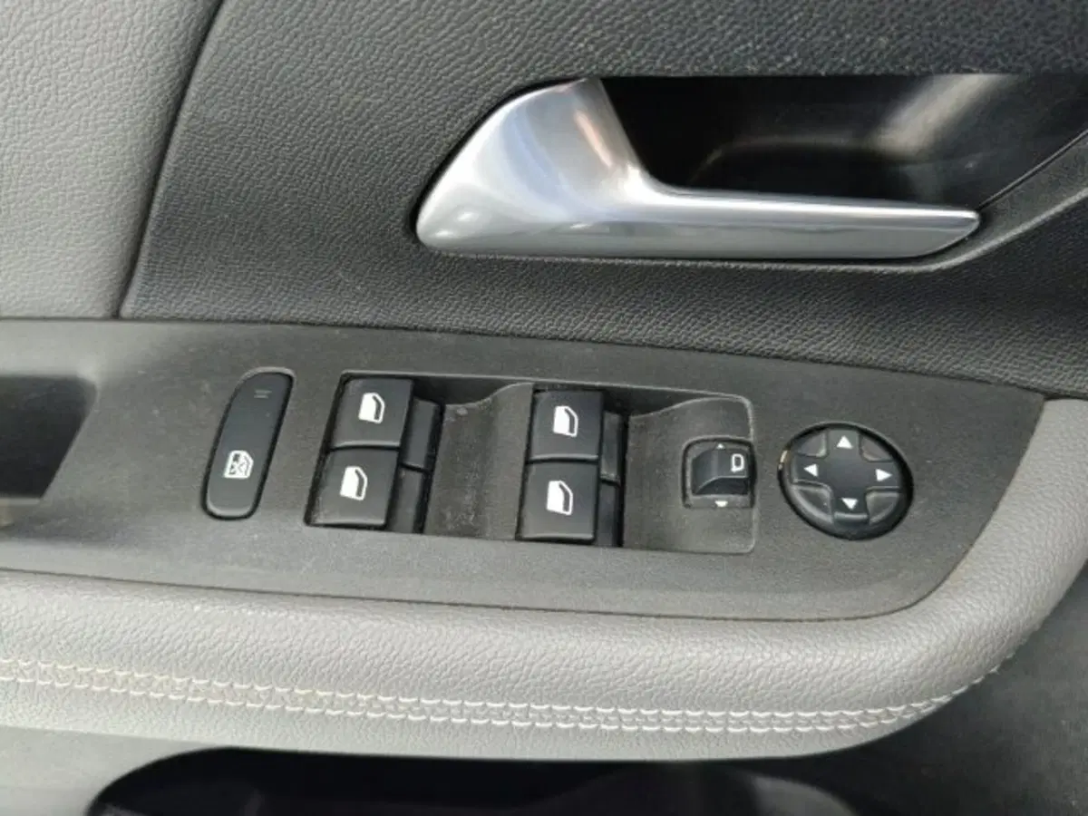 Opel Mokka usata a Catania (20)
