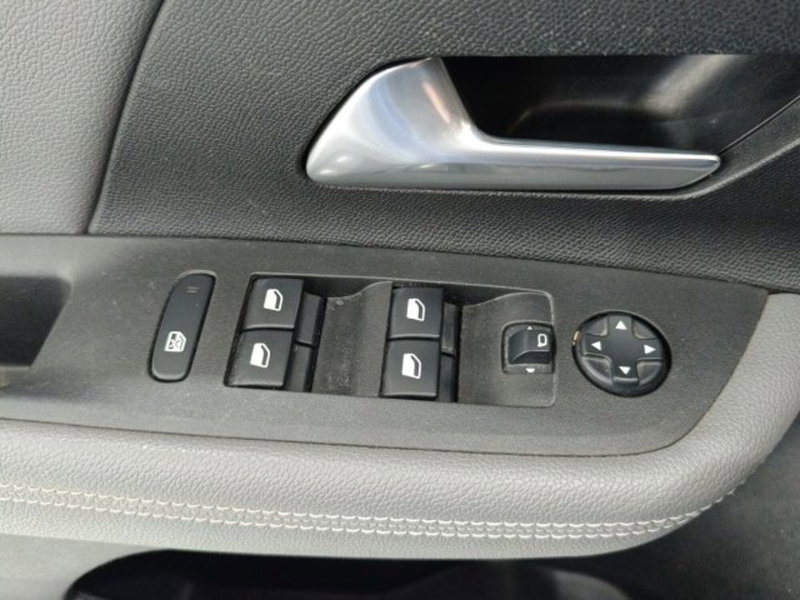 Opel Mokka usata a Catania (20)