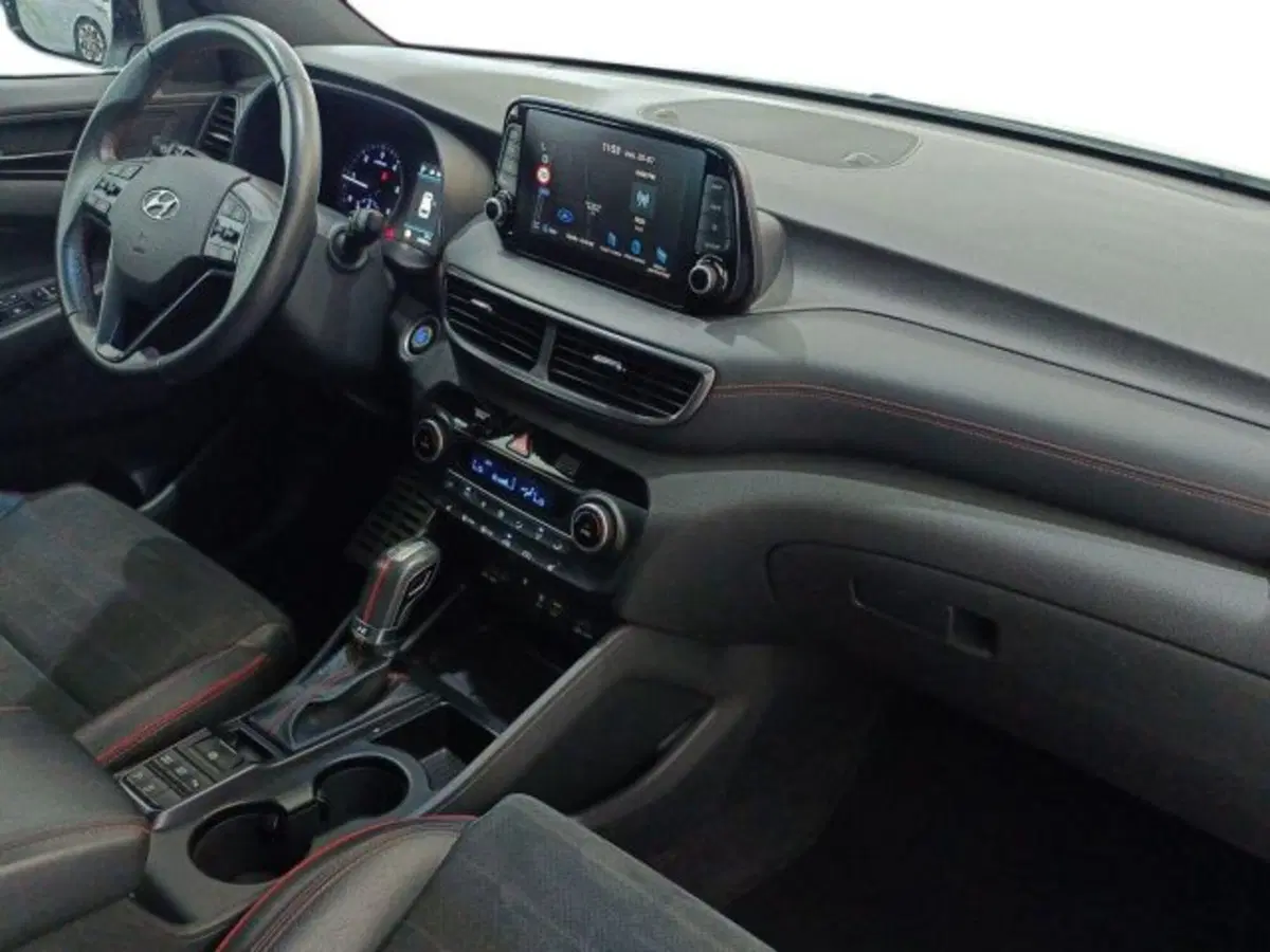 Hyundai Tucson usata a Catania (9)