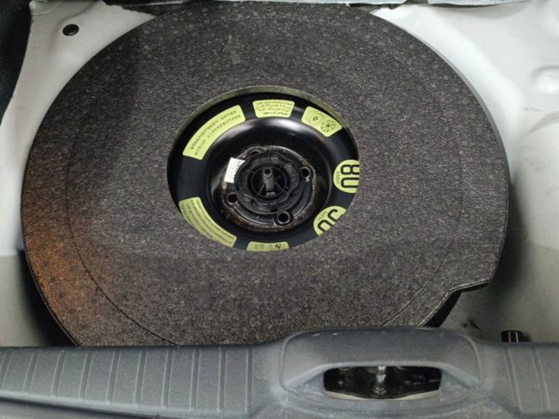 Peugeot 208 usata a Catania (13)