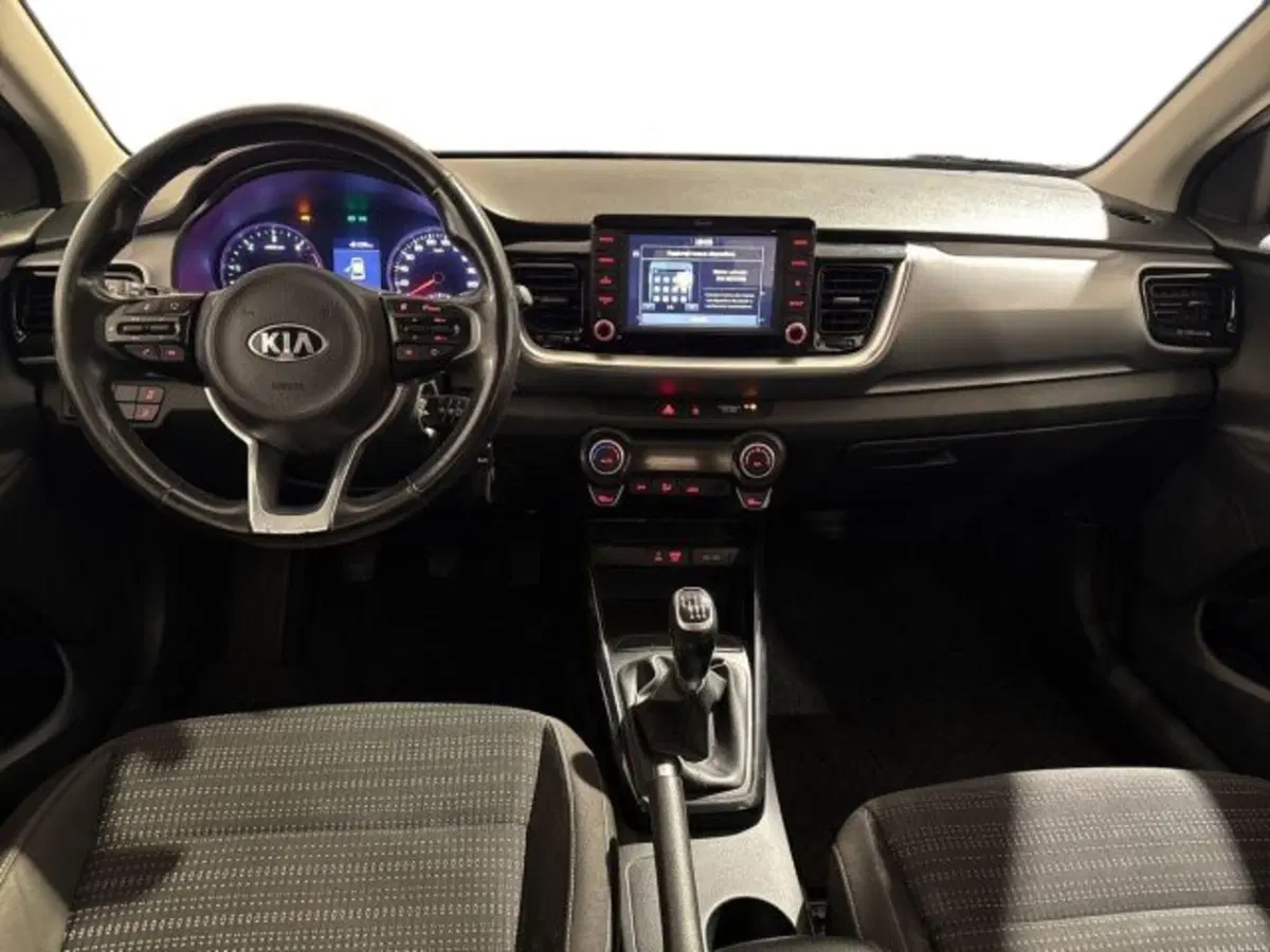 Kia Stonic usata a Catania (7)