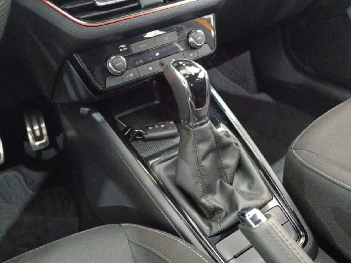 Skoda Kamiq usata a Catania (8)