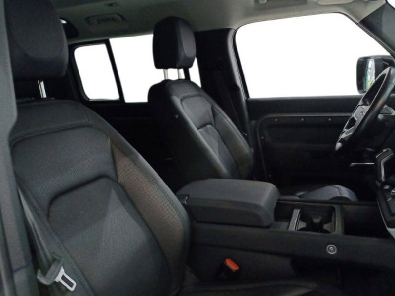 Land Rover Defender usata a Catania (10)