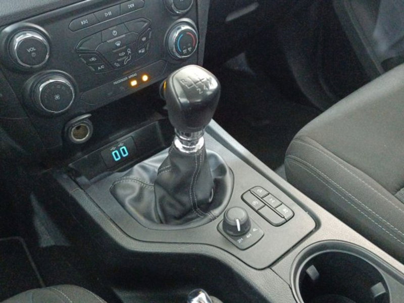 Ford Ranger Pick-up usata a Catania (8)