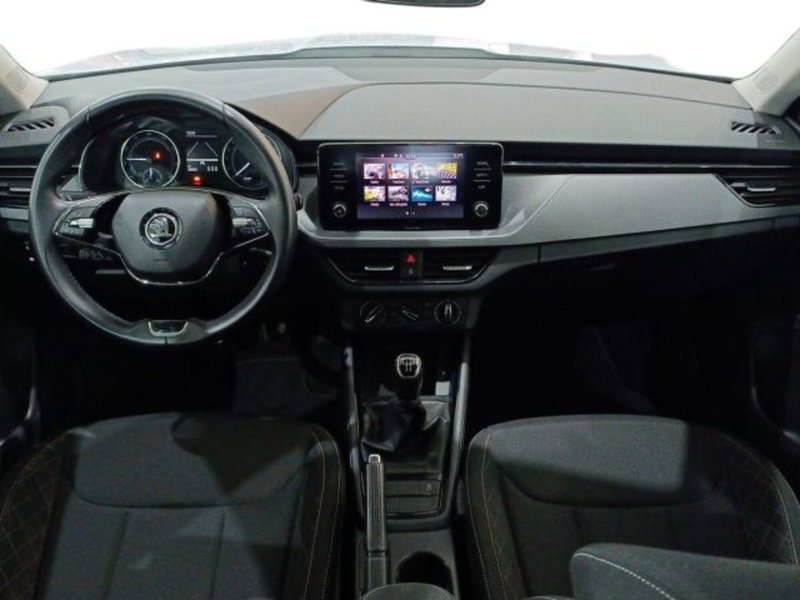 Skoda Kamiq usata a Catania (7)