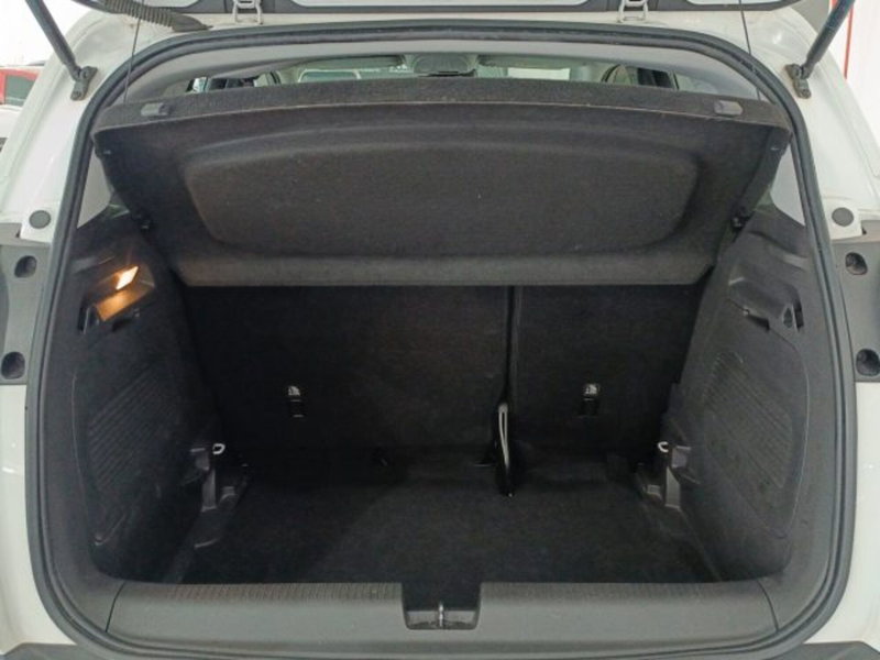 Opel Crossland usata a Catania (12)