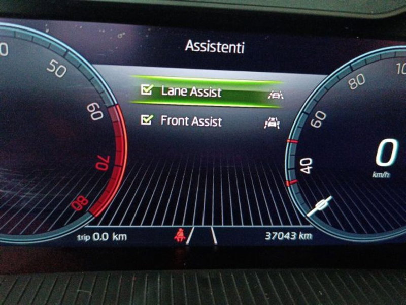 Skoda Kamiq usata a Catania (16)