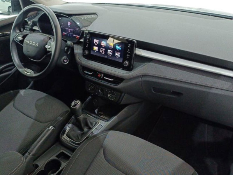 Skoda Fabia usata a Catania (9)