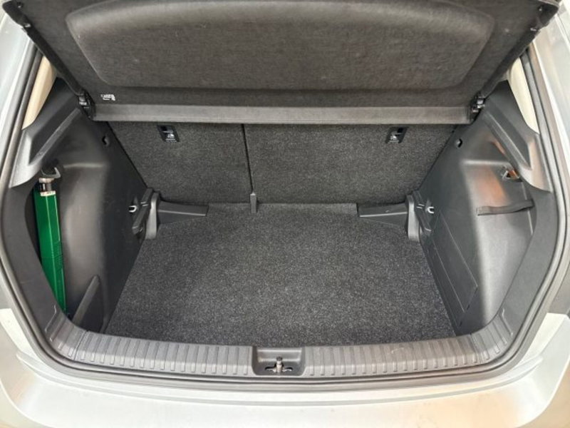 Skoda Fabia usata a Catania (12)