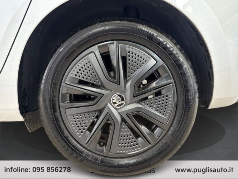 Skoda Fabia usata a Catania (14)