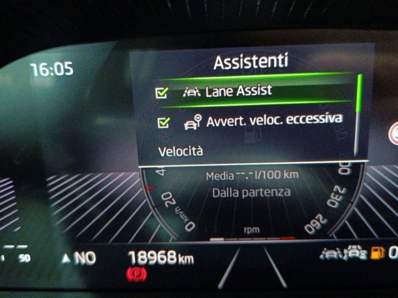 Skoda Fabia usata a Catania (15)