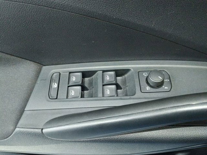 Skoda Fabia usata a Catania (20)