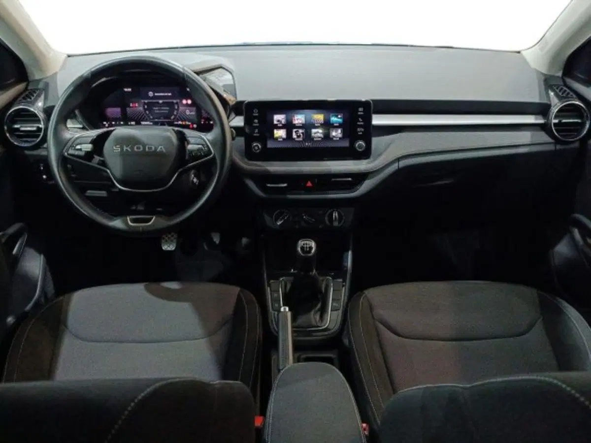Skoda Fabia usata a Catania (7)