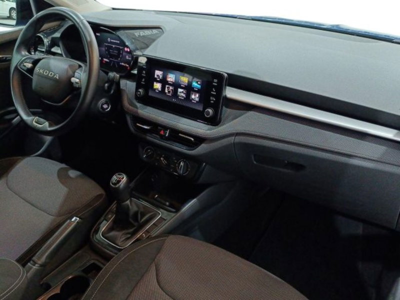 Skoda Fabia usata a Catania (9)