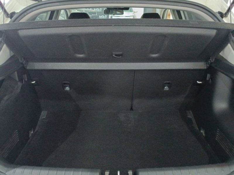 Kia Stonic usata a Catania (12)