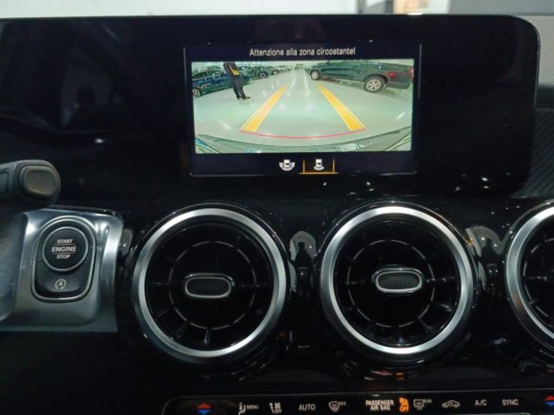 Mercedes-Benz GLB usata a Catania (16)