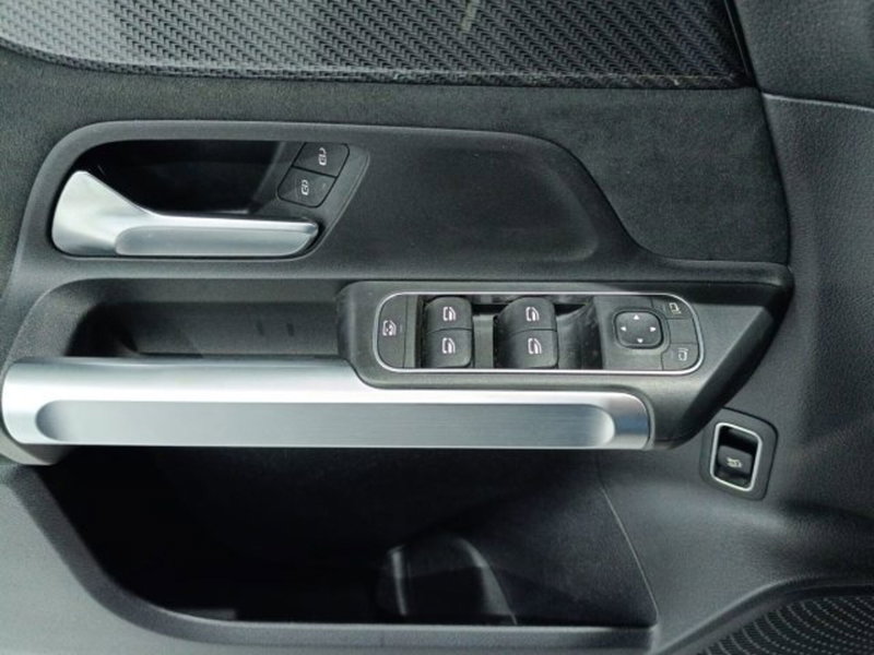 Mercedes-Benz GLB usata a Catania (20)