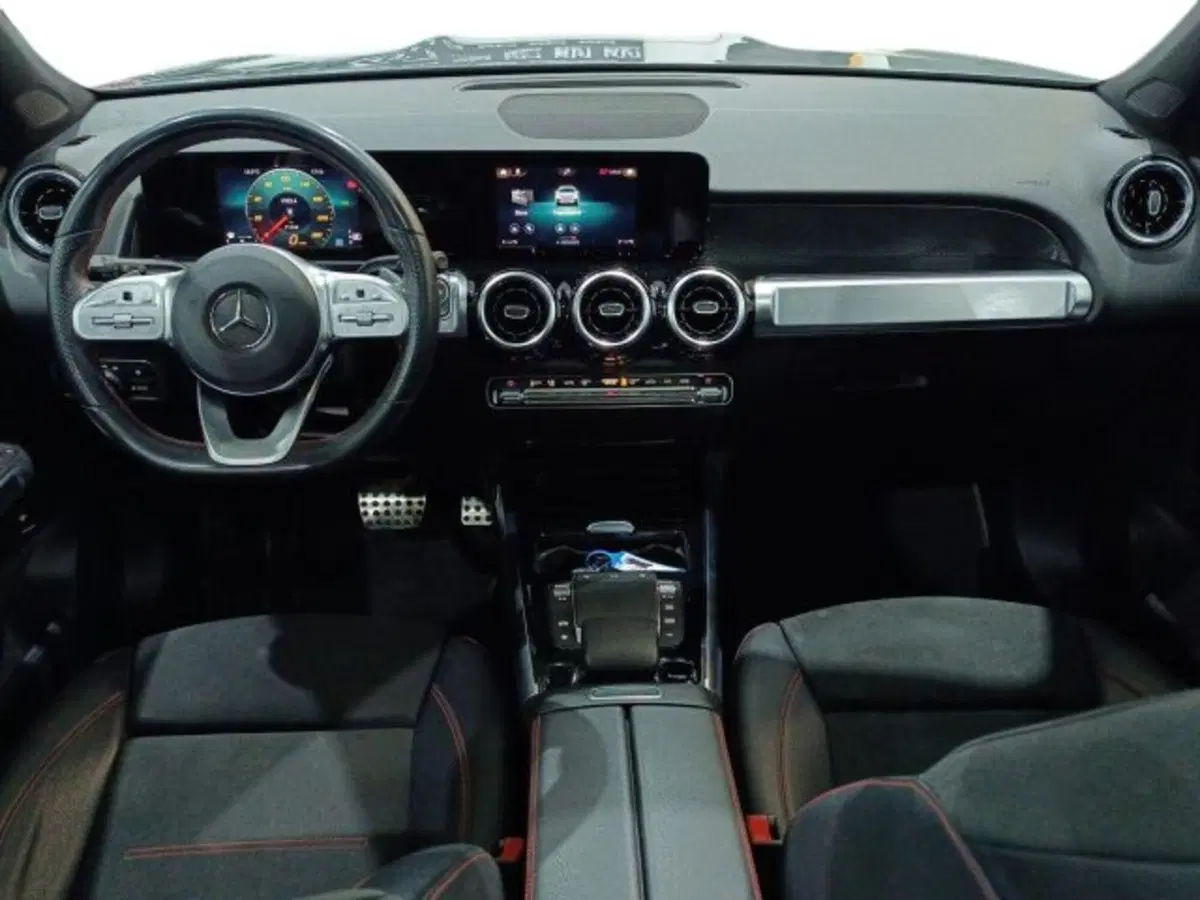 Mercedes-Benz GLB usata a Catania (7)