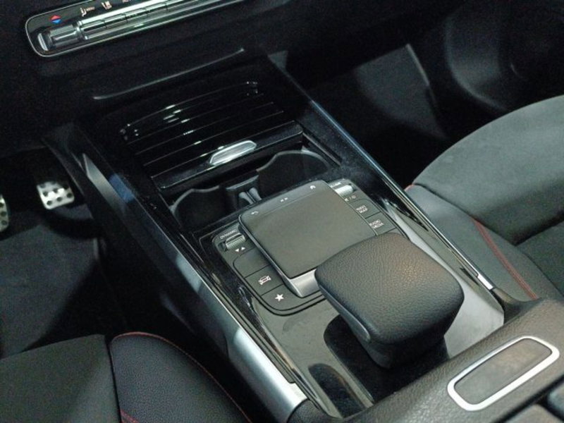 Mercedes-Benz GLB usata a Catania (8)