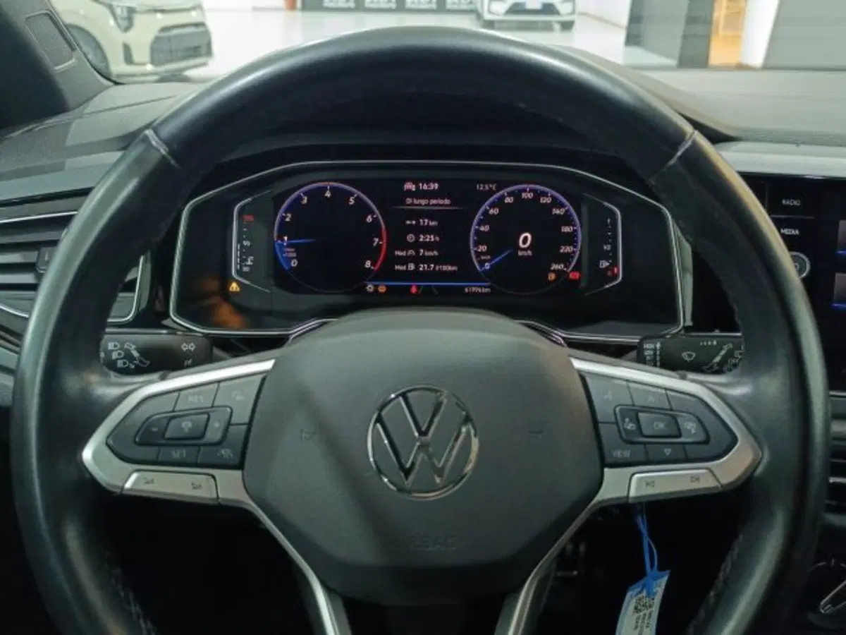 Volkswagen Taigo usata a Catania (18)