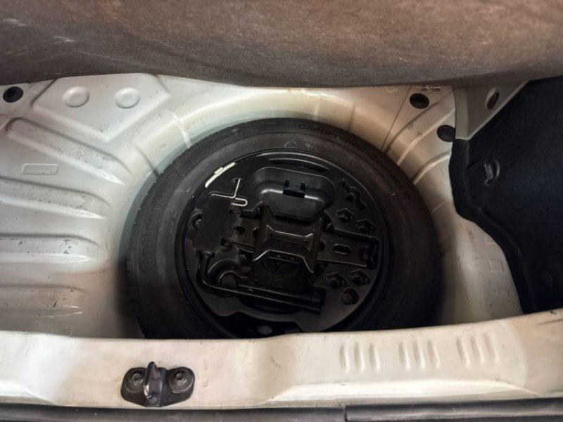 Renault Twingo usata a Catania (13)