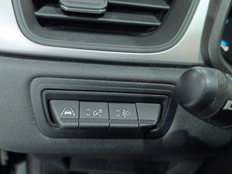 Renault Captur usata a Catania (19)