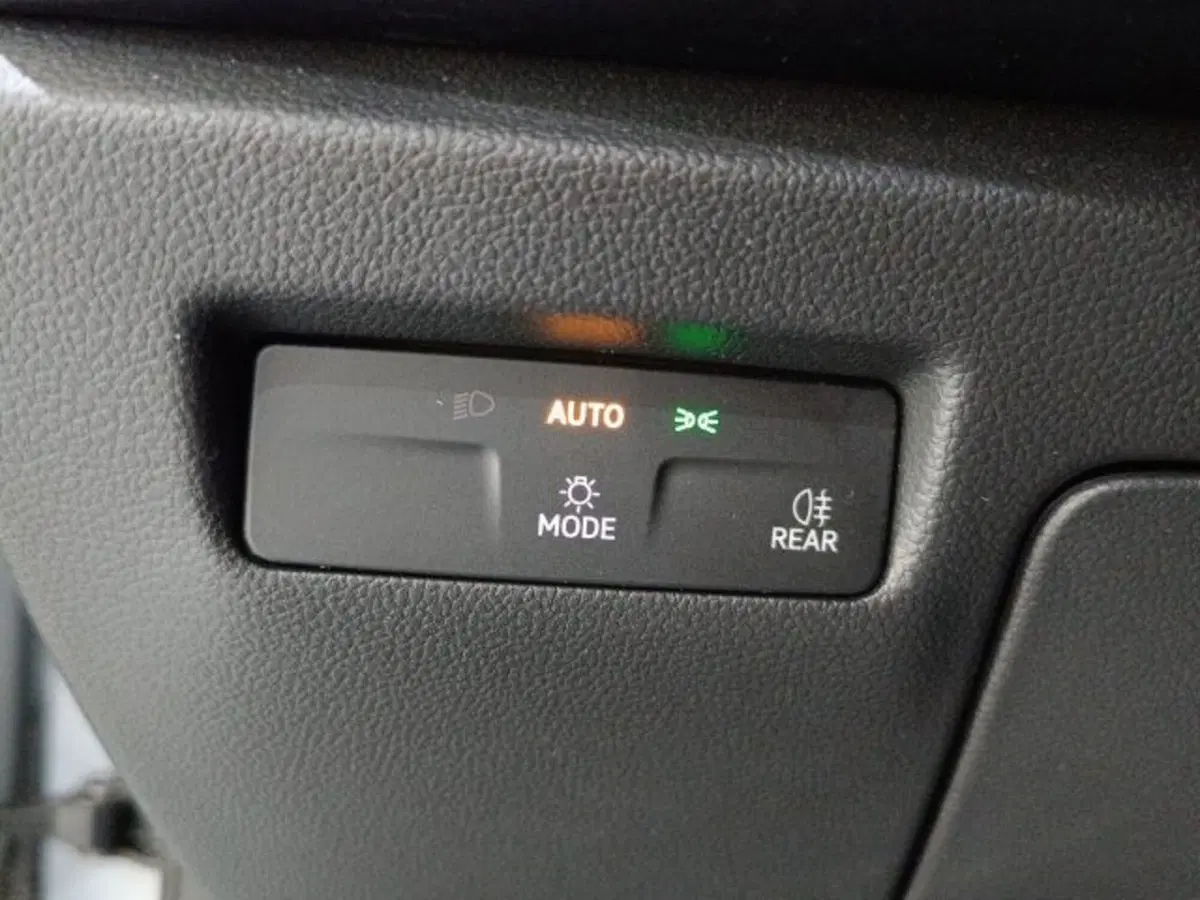 Skoda Superb usata a Catania (19)