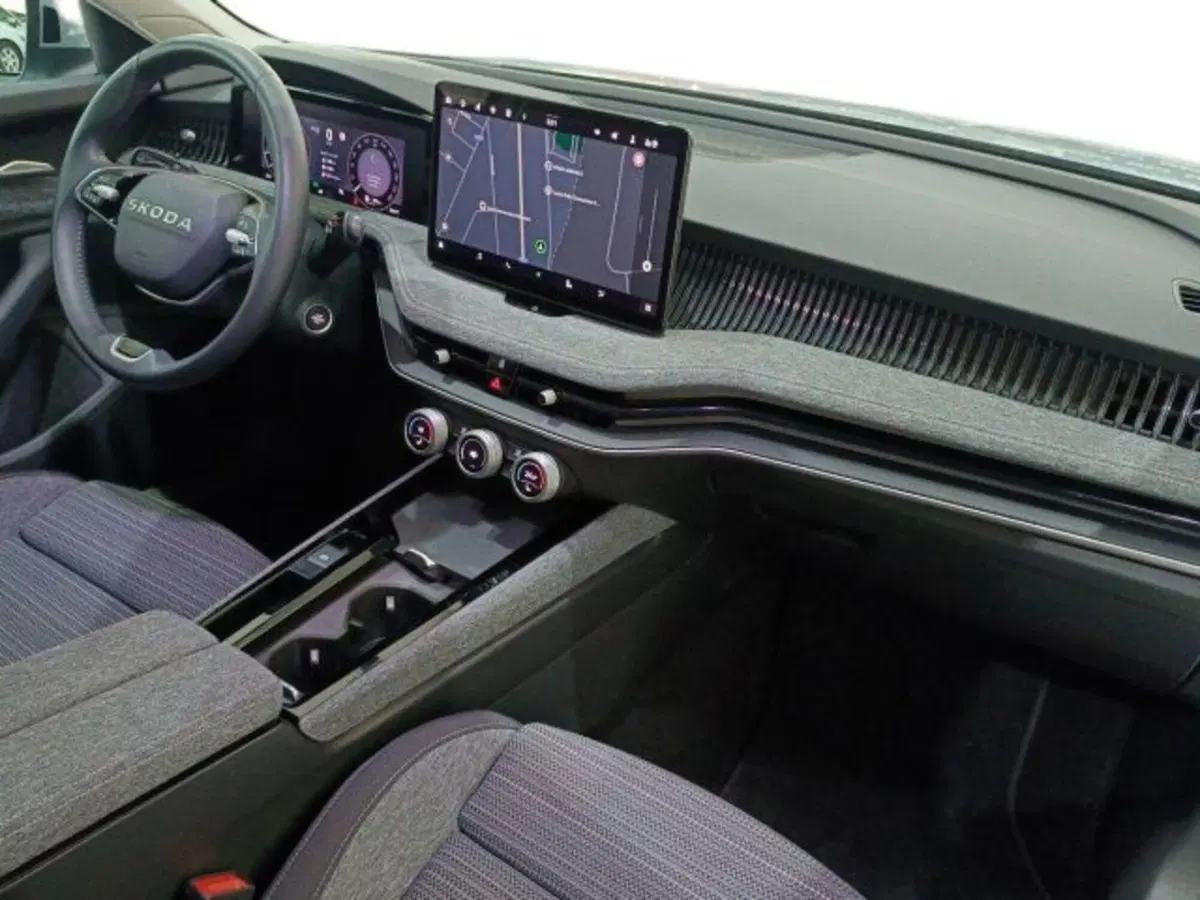 Skoda Superb usata a Catania (9)