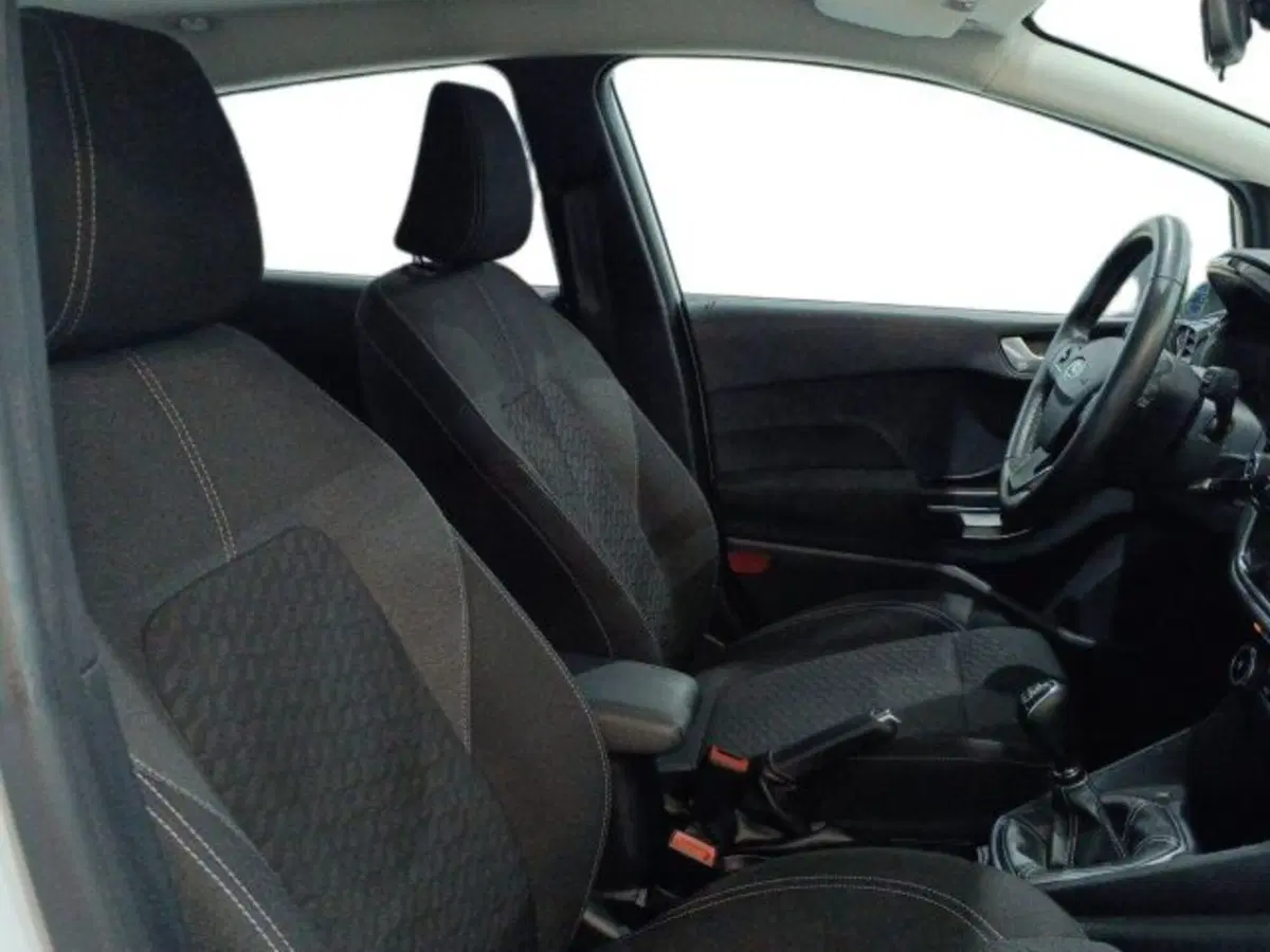 Ford Fiesta usata a Catania (10)