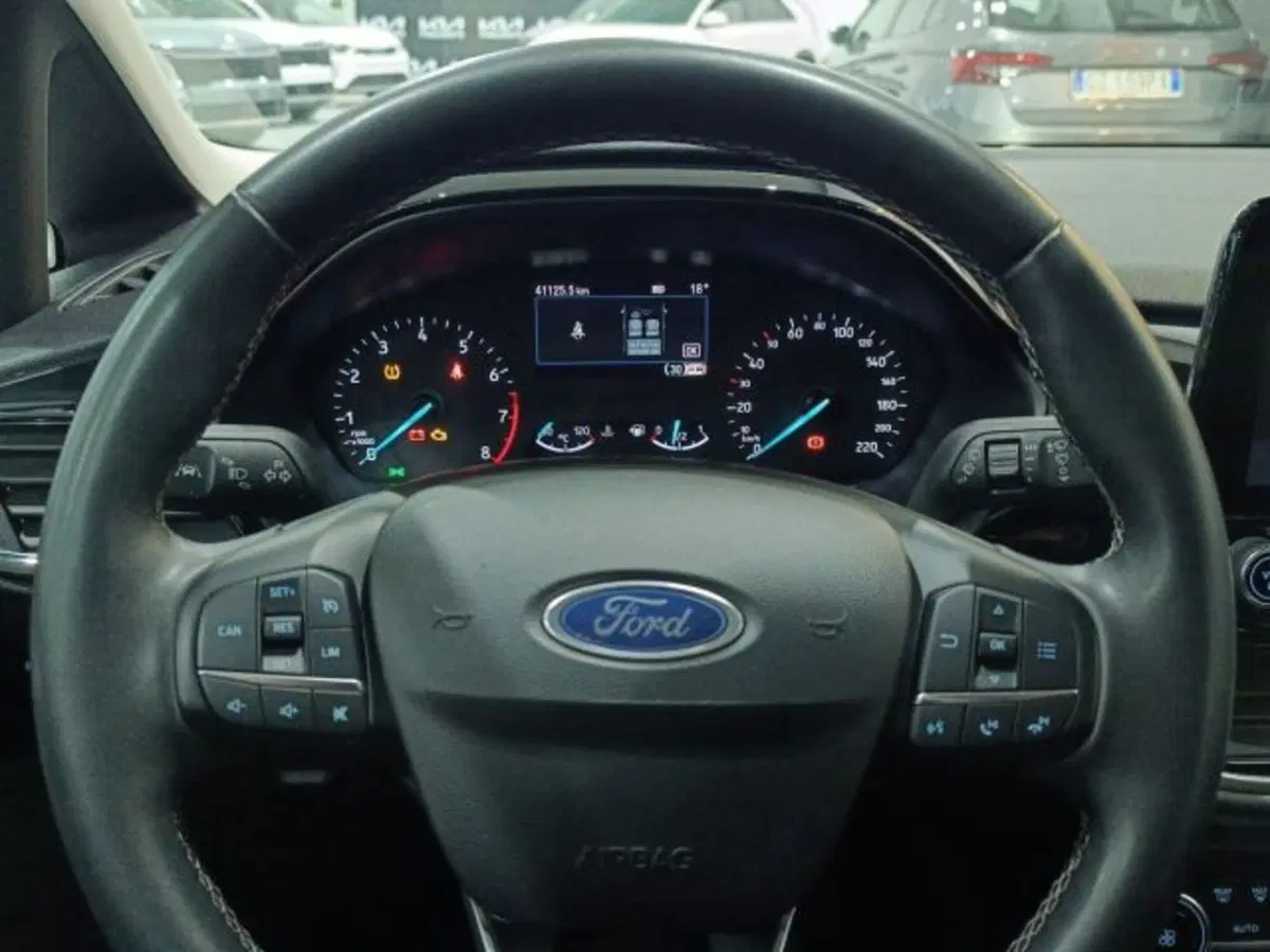 Ford Fiesta usata a Catania (17)