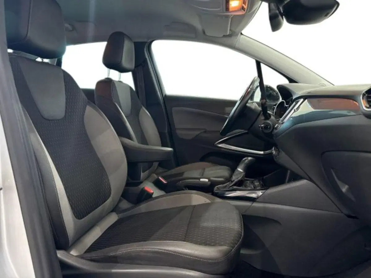 Opel Crossland X usata a Catania (10)