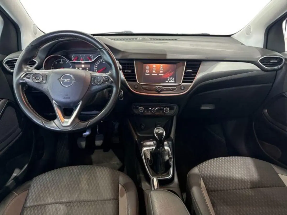 Opel Crossland X usata a Catania (7)