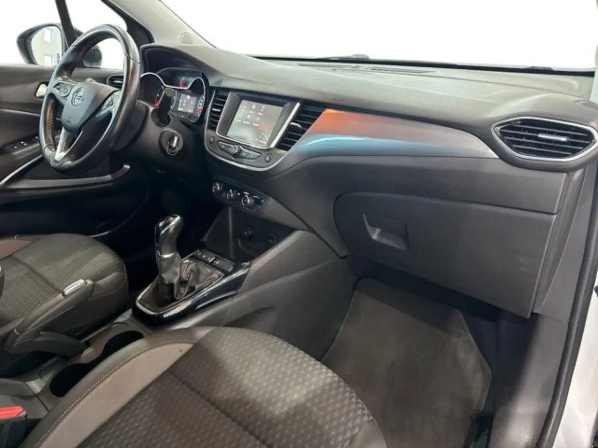 Opel Crossland X usata a Catania (9)