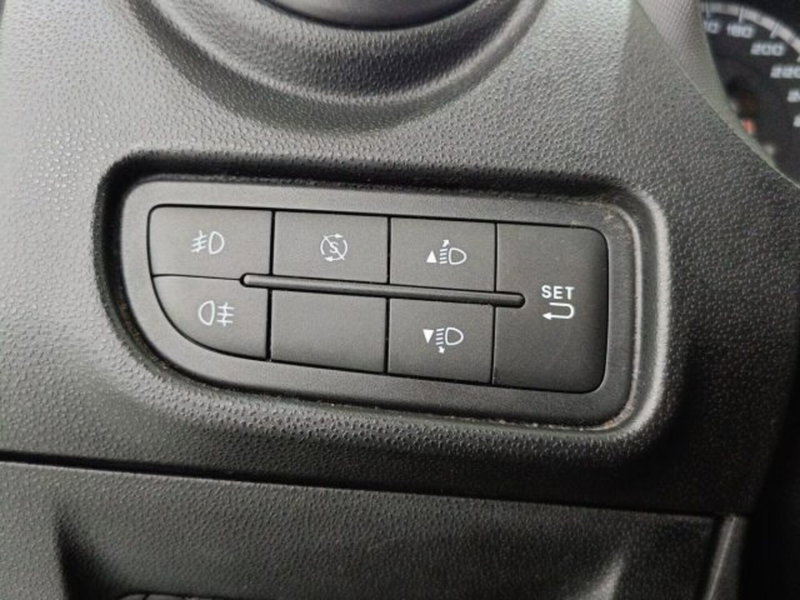 Alfa Romeo MiTo usata a Catania (18)