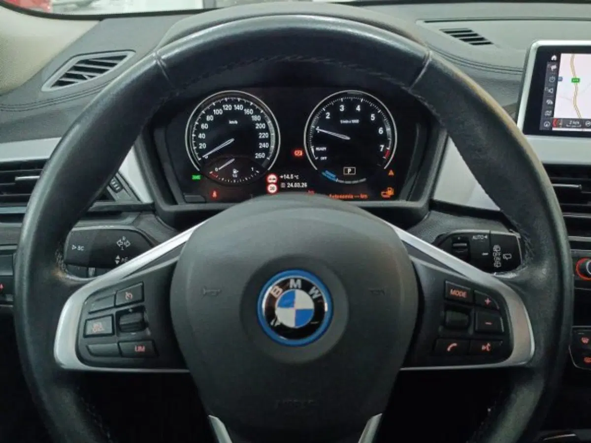 BMW X2 usata a Catania (18)