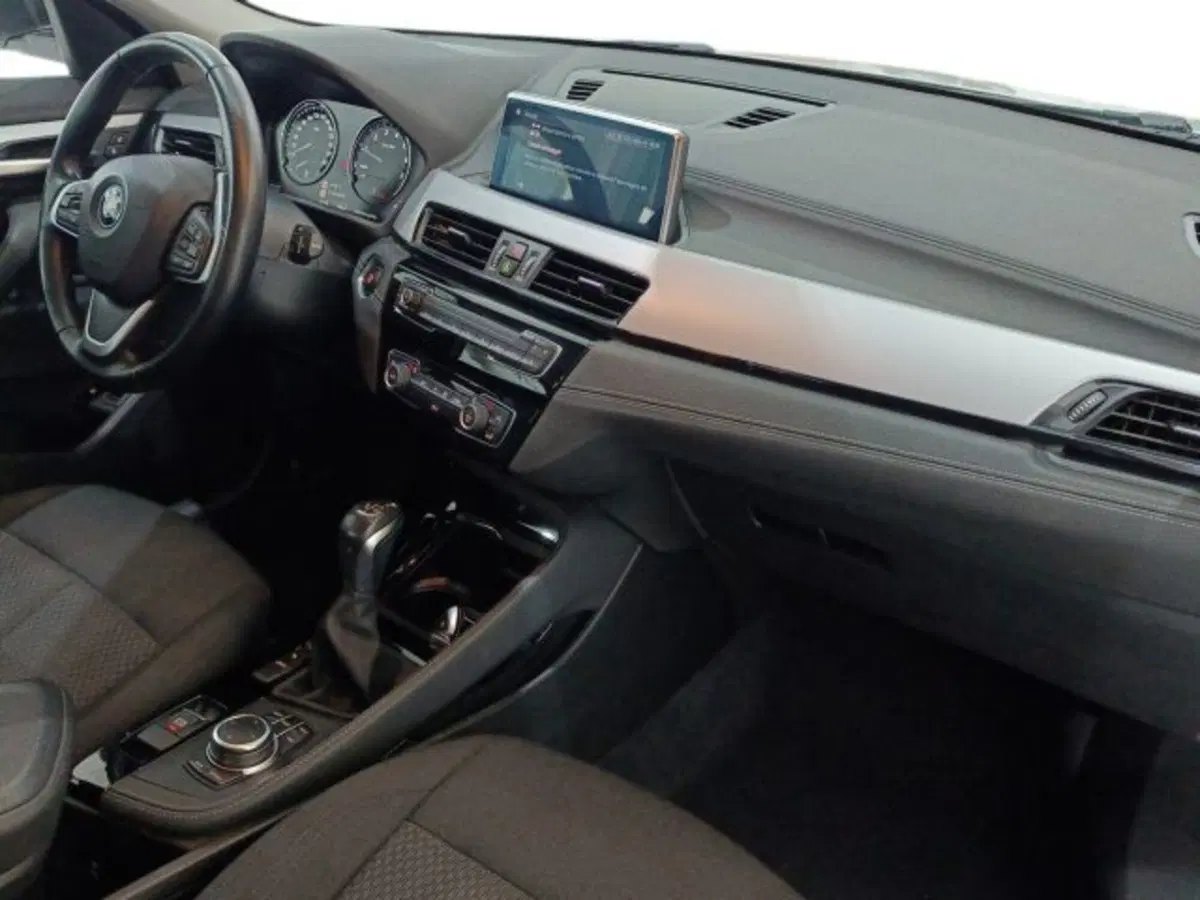BMW X2 usata a Catania (9)