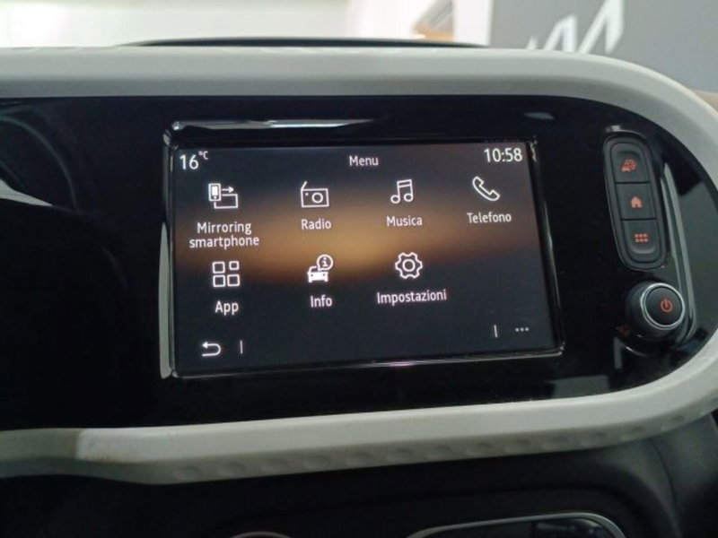 Renault Twingo usata a Catania (16)