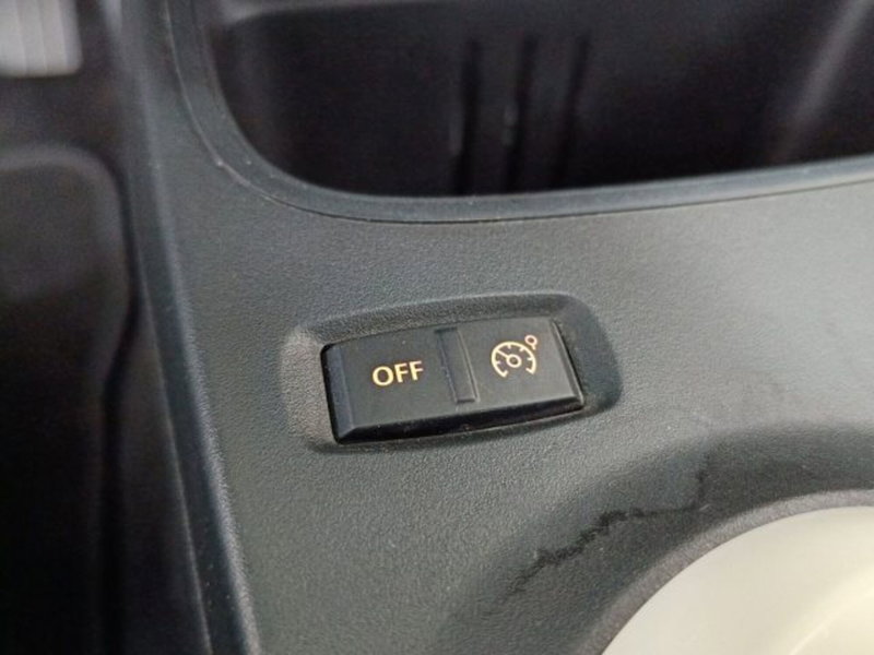 Renault Twingo usata a Catania (19)