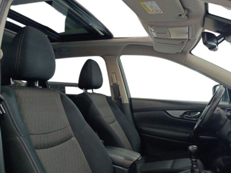 Nissan X-Trail usata a Catania (10)