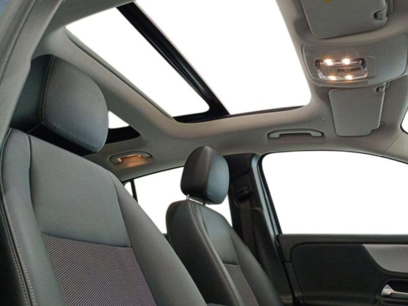 Mercedes-Benz GLA SUV usata a Catania (10)