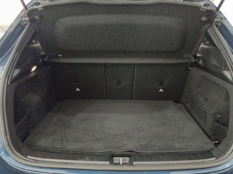 Mercedes-Benz GLA SUV usata a Catania (12)