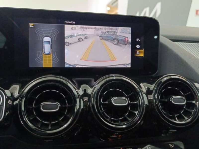 Mercedes-Benz GLA SUV usata a Catania (16)